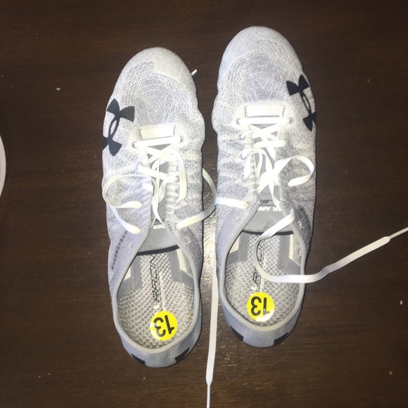 Under armour “Miler Pro” mid distance track spikes - Picture 1 of 3